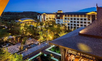 西双版纳融创铂尔曼度假酒店